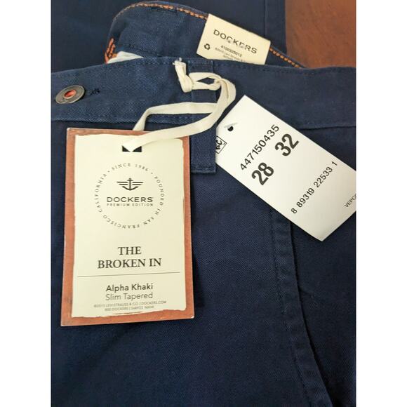 Dockers Alpha Khaki Pants W28 L32 Navy Slim Tapered Fit‎ The Broken In Low Rise - Picture 4 of 13